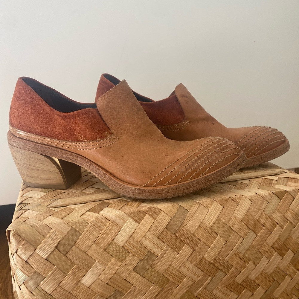 Vintage Italian Leather Heeled Booties